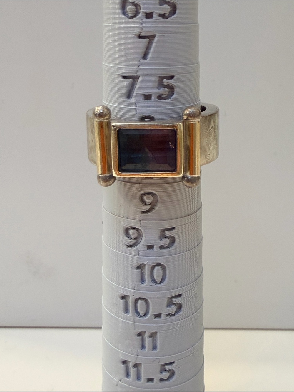 Silver-Tone Iridescent Rectangular Stone Wide Band Statement Ring Size 8–8.5 - Picture 14 of 15
